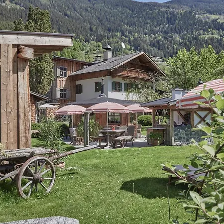 Апартаменты Buxgarten Эц