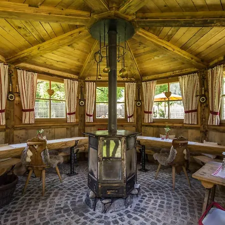 Апартаменты Buxgarten Эц